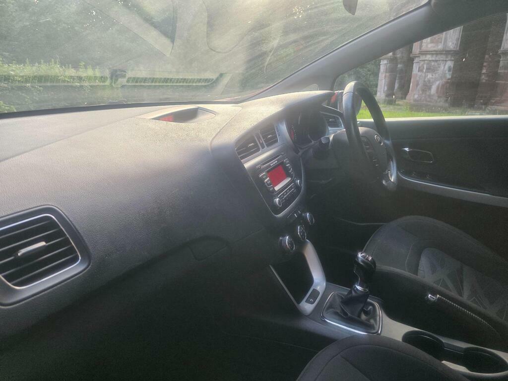 Kia Ceed 1.6 Crdi Ecodynamics 2 Sportswagon Euro 5 Ss Silver #22
