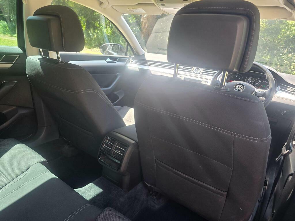 Volkswagen Passat   #20