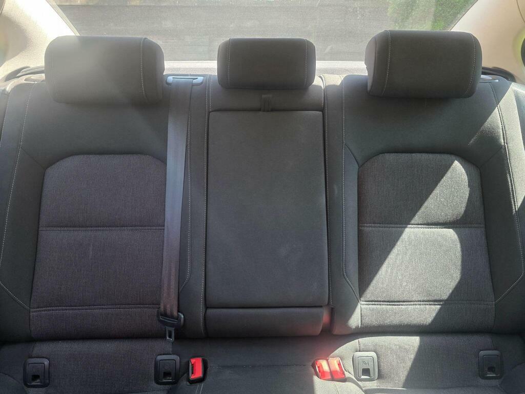 Volkswagen Passat   #27