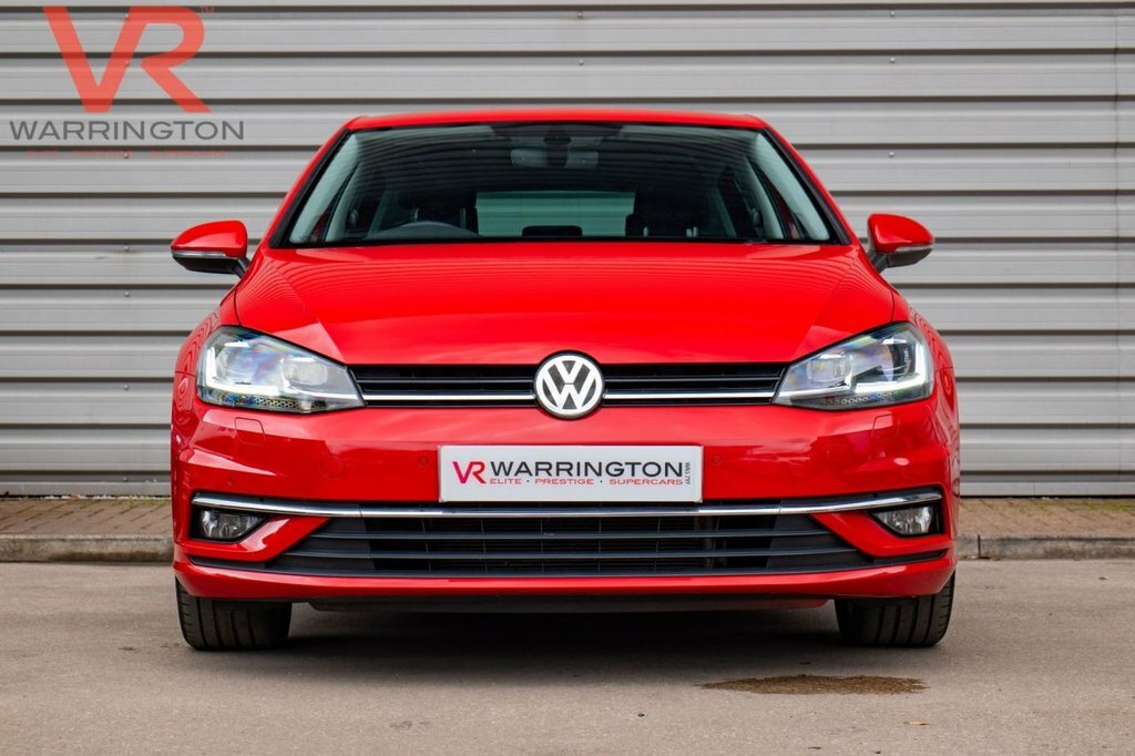 Volkswagen Golf 1.6L Gt Edition Red #4