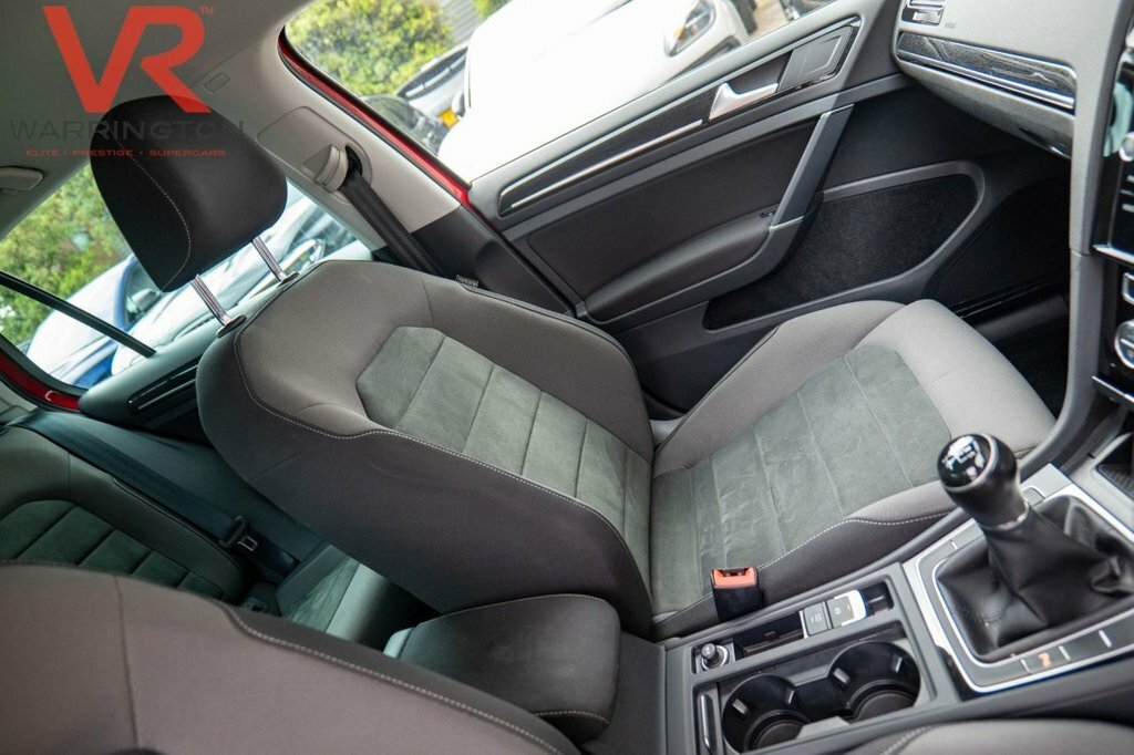 Volkswagen Golf 1.6L Gt Edition Red #3