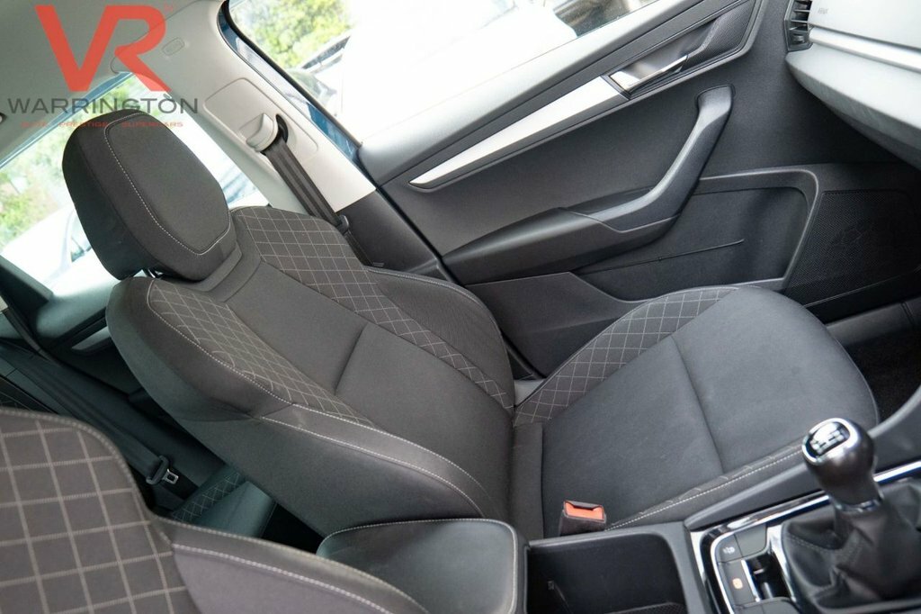Skoda Karoq 1L Se Blue #3