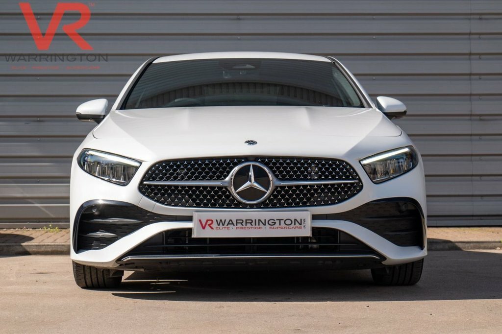 Mercedes-Benz A Class 1.3L Amg Line White #4