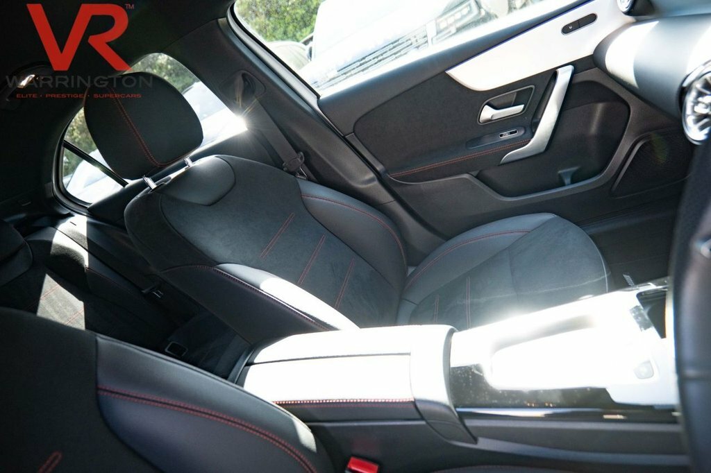 Mercedes-Benz A Class 1.3L Amg Line White #3