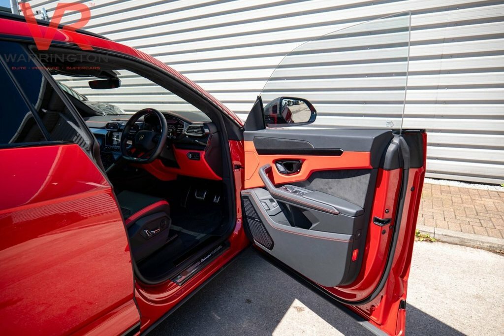 Lamborghini Urus Automatic Purple #22