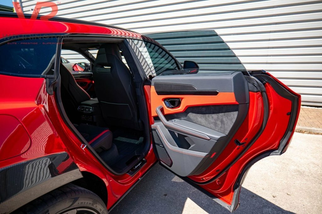 Lamborghini Urus Automatic Purple #50
