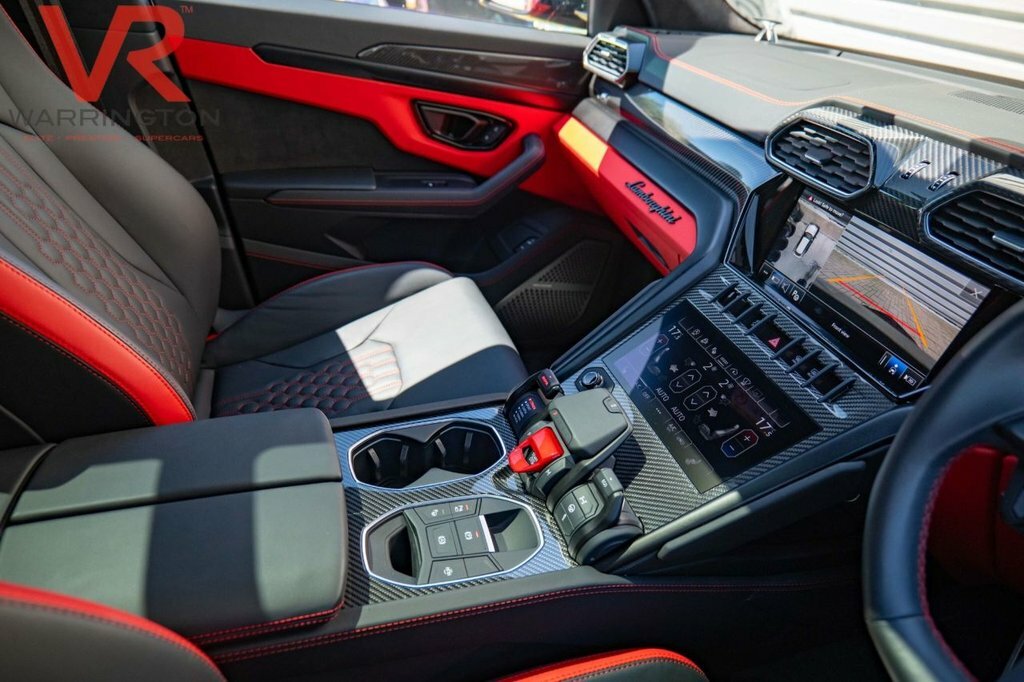 Lamborghini Urus Automatic Purple #28