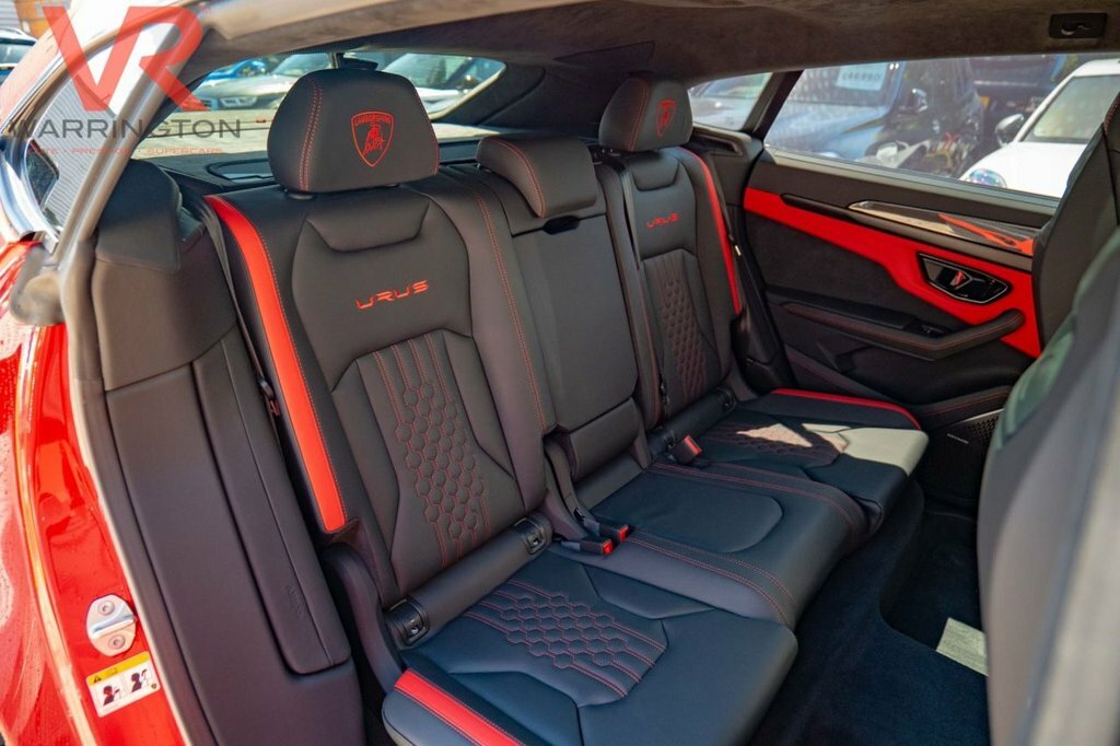 Lamborghini Urus Automatic Purple #51