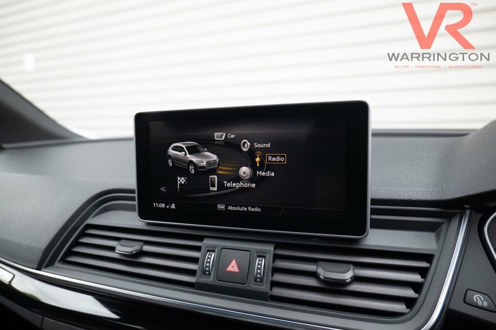 Audi Q5 2.0 Tdi Quattro S Line Plus S Tronic - Suv 5 S White #31