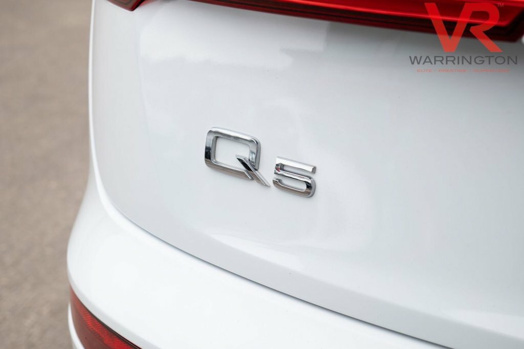 Audi Q5 2.0 Tdi Quattro S Line Plus S Tronic - Suv 5 S White #47
