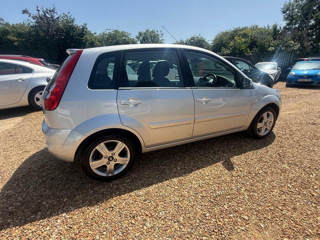 Ford Fiesta 1.25 Zetec Climate Silver #5