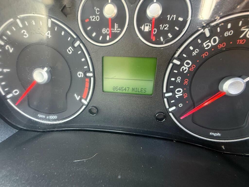 Ford Fiesta 1.25 Zetec Red #21
