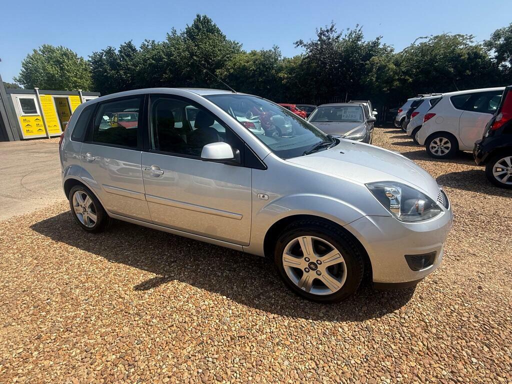 Ford Fiesta 1.25 Zetec Climate Silver #2