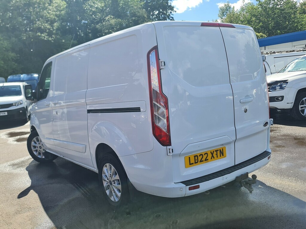 Ford Transit Custom 2.0 300 Ecoblue Limited Panel Van Manua LD22XTN White #5