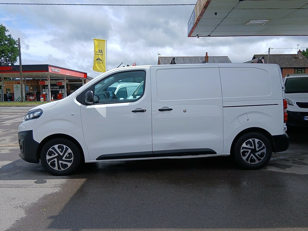 Citroen Dispatch 1.5 Bluehdi 1000 Enterprise Pro M Panel Van 6Dr Di MT71KRV White #5