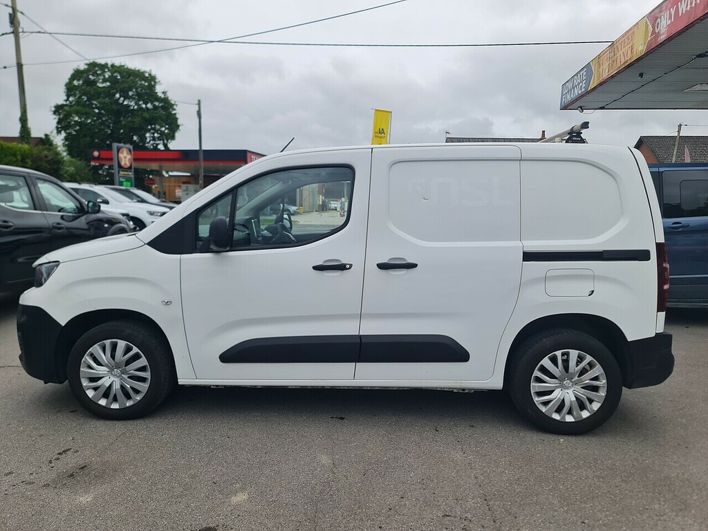 Peugeot Partner 1.5 Bluehdi 1000 Professional Premium Standard Pan MJ71JZP White #4