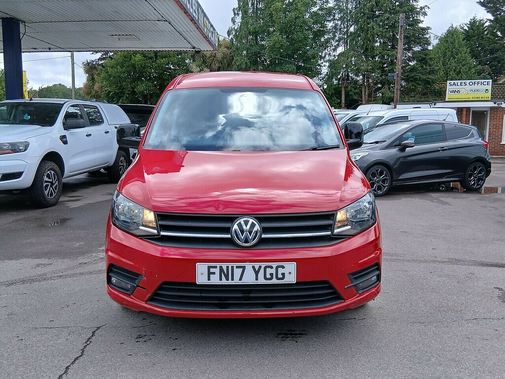 Volkswagen Caddy Maxi 2.0 Tdi C20 Bluemotion Tech Highline Panel Van 6Dr Red #2