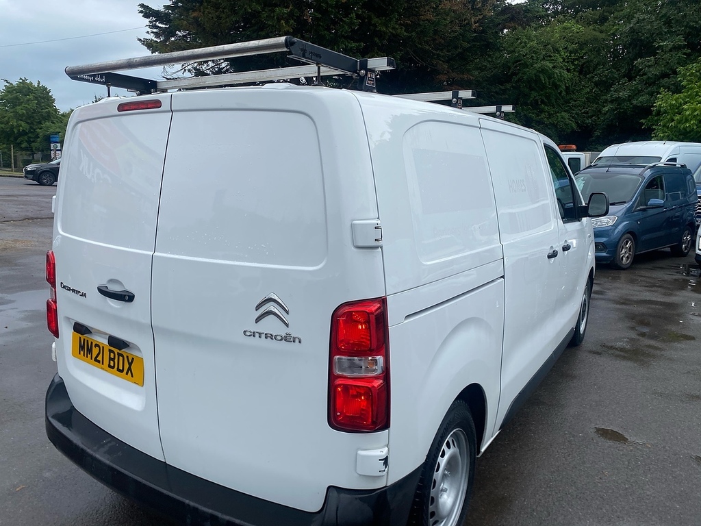 Citroen Dispatch Bluehdi 1000 Enterprise M Panel Van 1.5 Die MM21BDX White #5