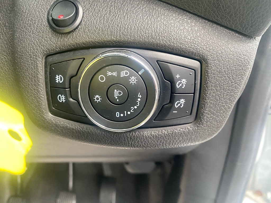 Ford Transit Connect 1.5 Tdci 100Ps Trend Van With Satnav, Aircon, Came White #16