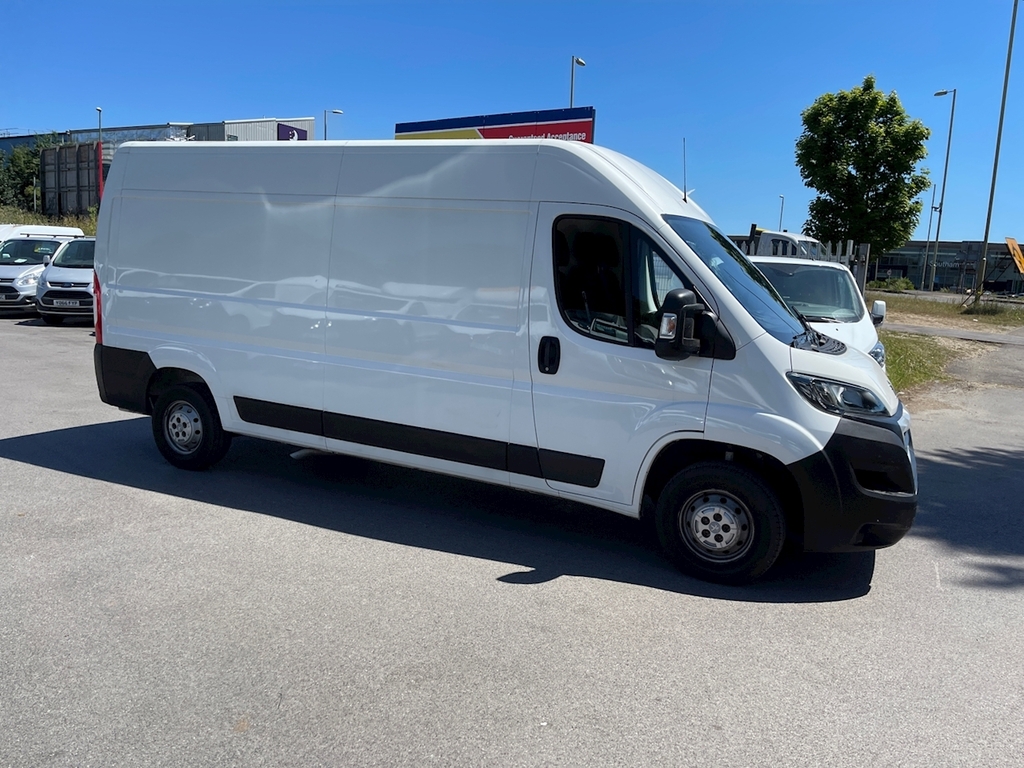 Peugeot Boxer Boxer Boxer Bluehdi 335 L3h2 Professional Pv Pane White #2