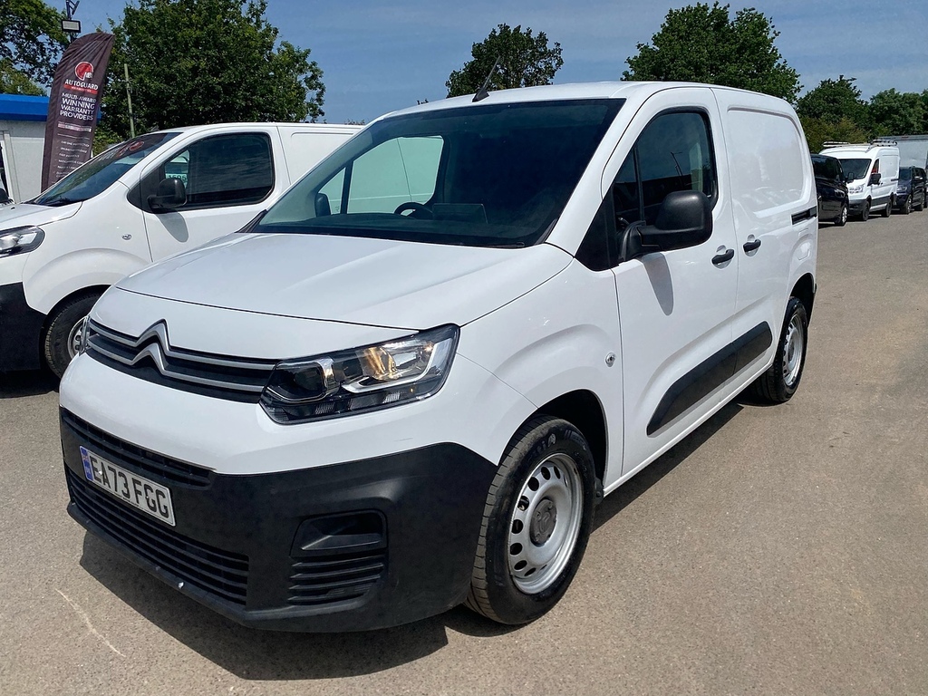 Citroen Berlingo Bluehdi 1000 Enterprise Edition M White #3