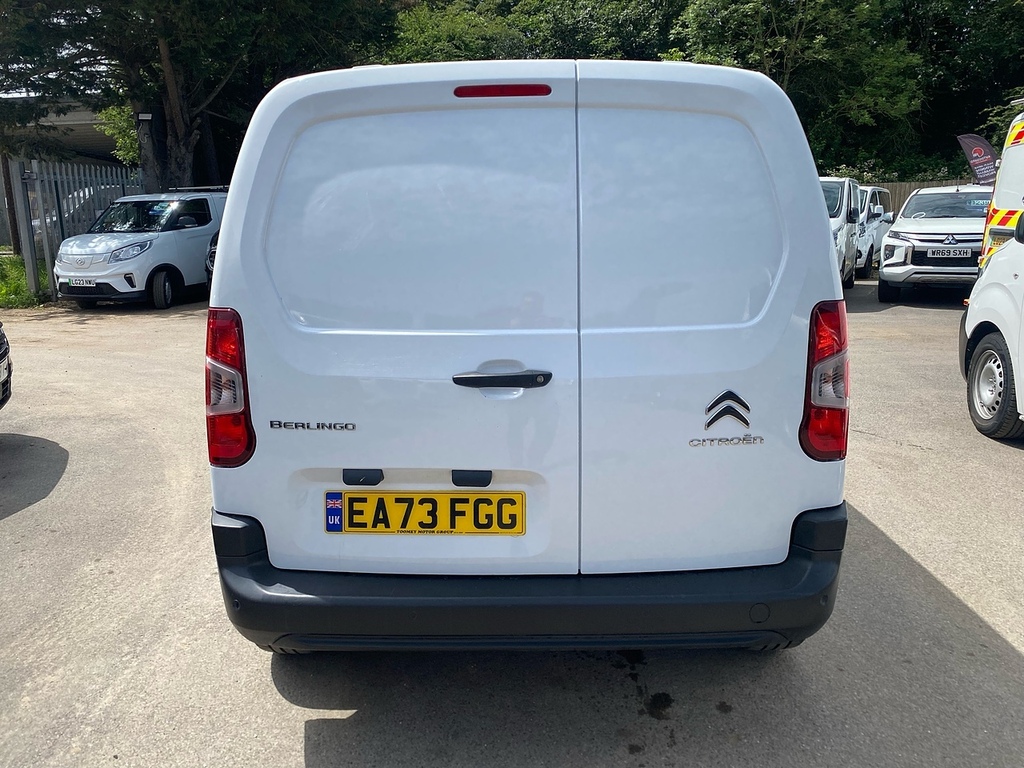 Citroen Berlingo Mpv White #7
