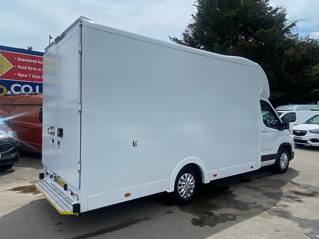 Maxus eDeliver 9 65Kwh Chassis Cab Fwd L3 204 Ps White #2