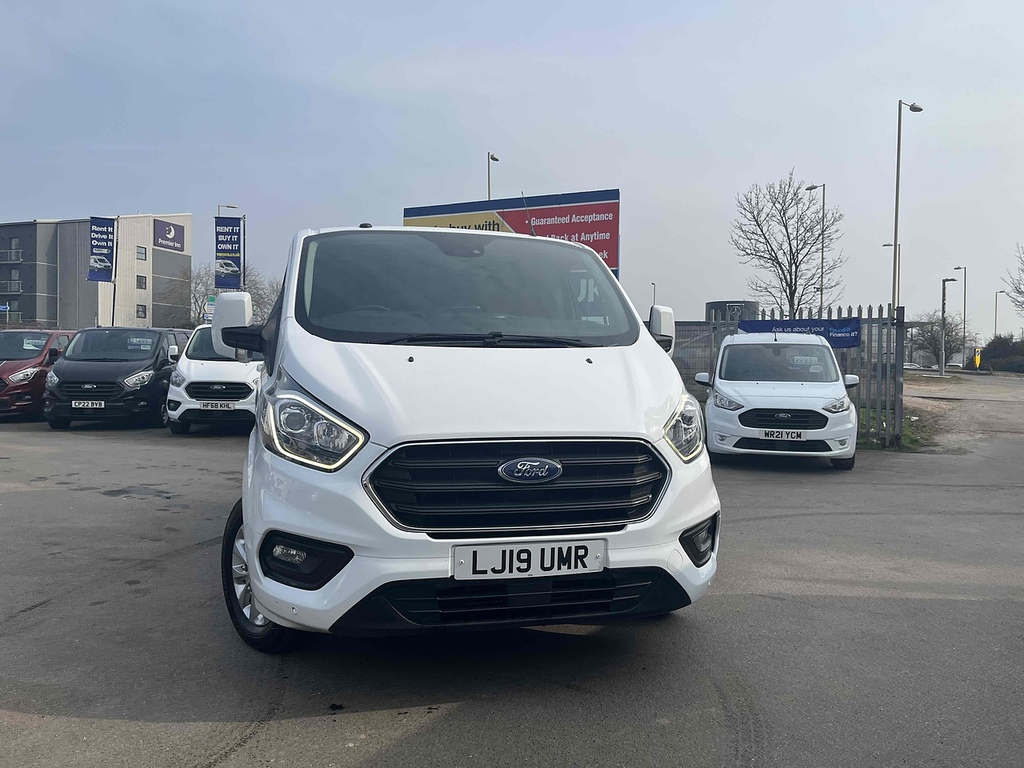 Ford Transit Custom 2.0 300 Ecoblue Limited Panel Van Manua LJ19UMR White #2