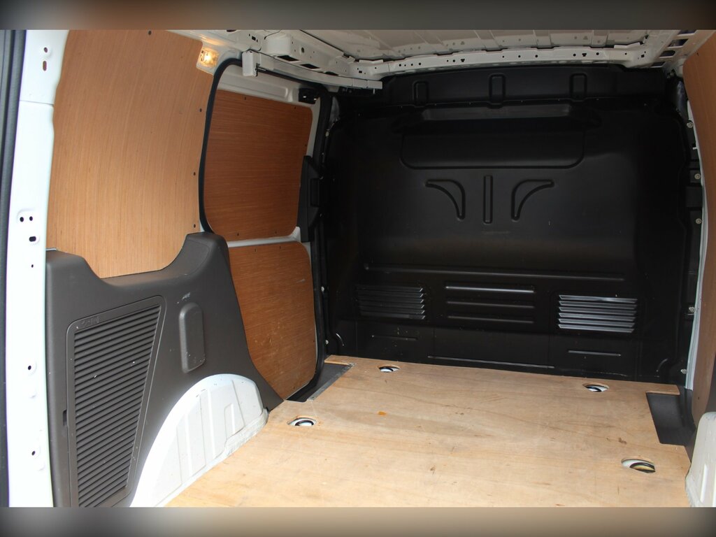 Ford Transit Connect Connect 1.5 Ecoblue 100Ps Limited Van Black #36