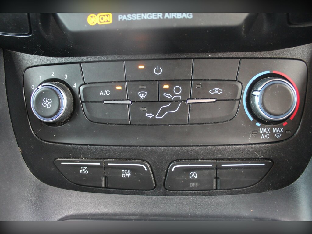 Ford Transit Connect Connect 1.5 Ecoblue 100Ps Limited Van Black #27