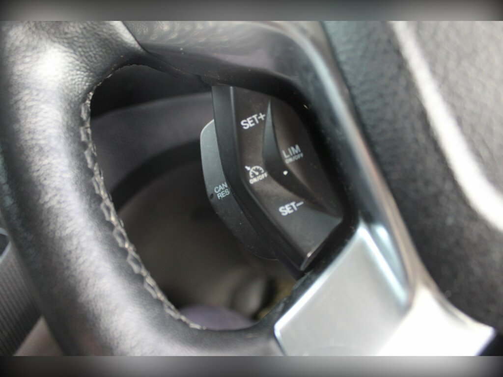 Ford Transit Connect Connect 1.5 Ecoblue 100Ps Limited Van Black #24