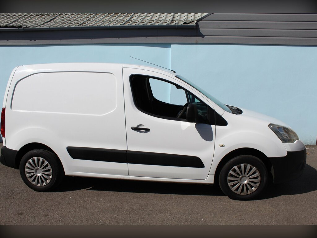 Citroen Berlingo Mpv Black #10
