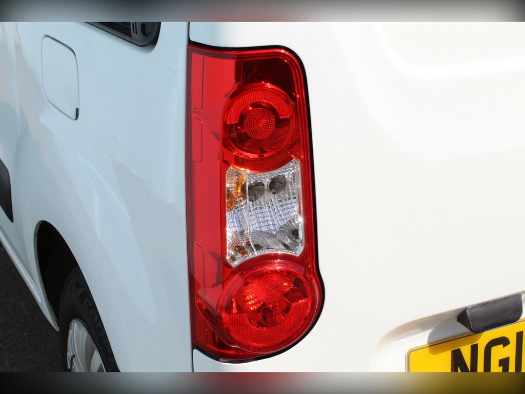 Citroen Berlingo Mpv Black #13