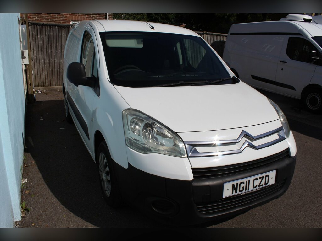 Citroen Berlingo Mpv Black #5