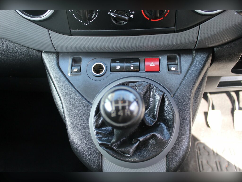 Citroen Berlingo Mpv Black #24