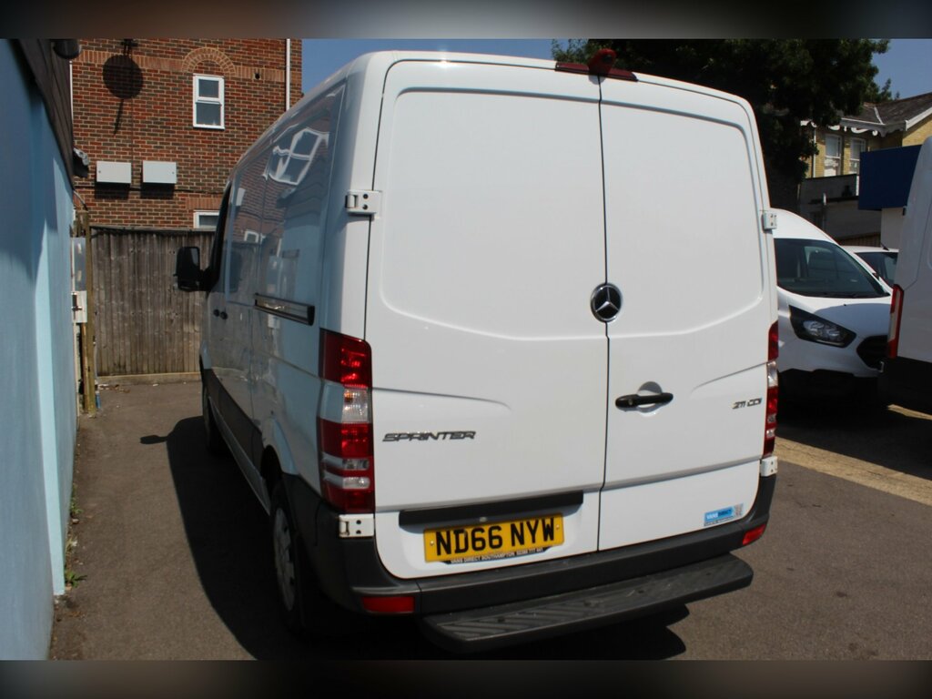 Mercedes-Benz Sprinter 2.1 313 Cdi Lwb White #10
