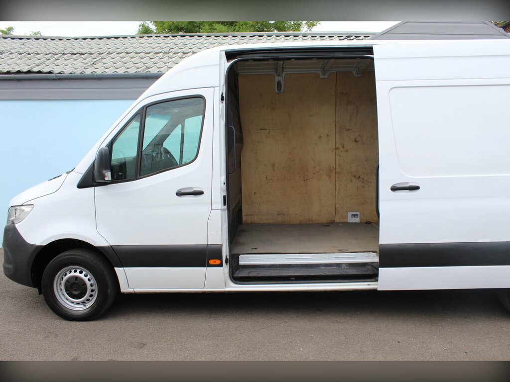 Mercedes-Benz Sprinter 2.1 314 Cdi Progressive Panel Van Manua White #4