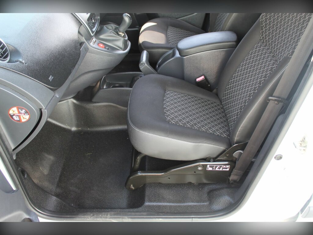 Renault Kangoo 1.5 Ll21 Dci Phase 2 Fwd L3 H1 6Dr  #17