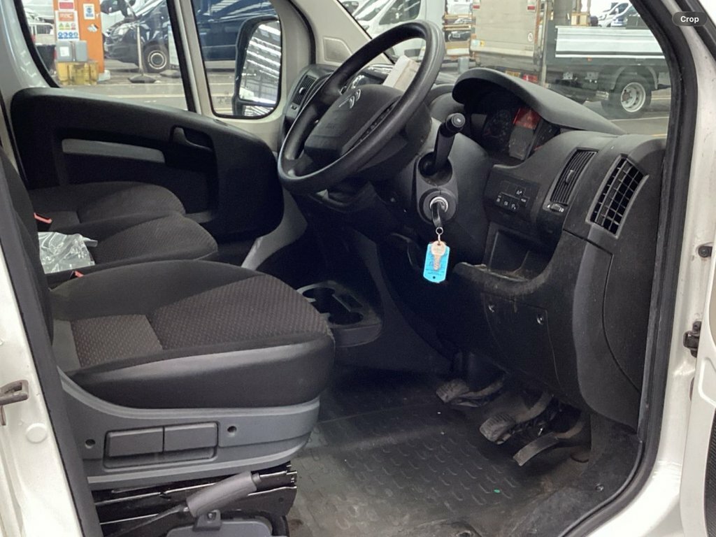 Citroen Relay 2.2L X White #4