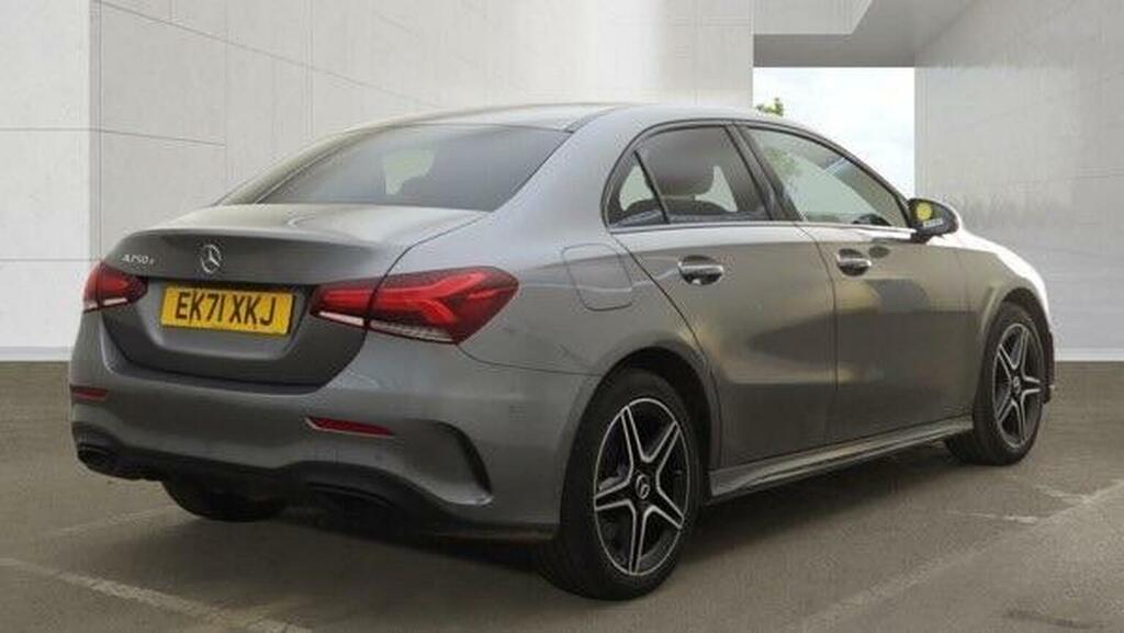 Mercedes-Benz A Class 1.3 A250e 15.6Kwh Amg Line Edition Executive 8G- Grey #4