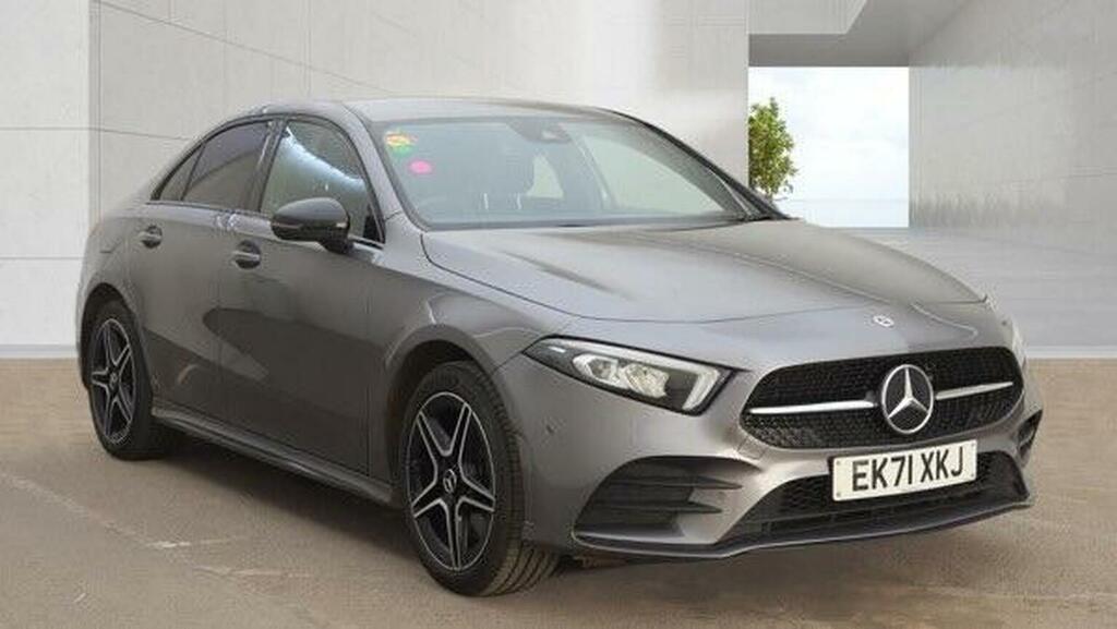 Mercedes-Benz A Class 1.3 A250e 15.6Kwh Amg Line Edition Executive 8G- Grey