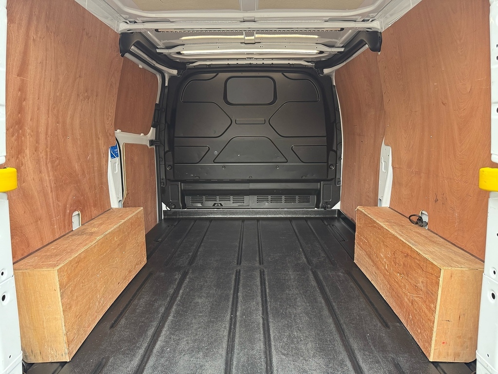 Ford Transit Custom Mpv HT72VMX White #2