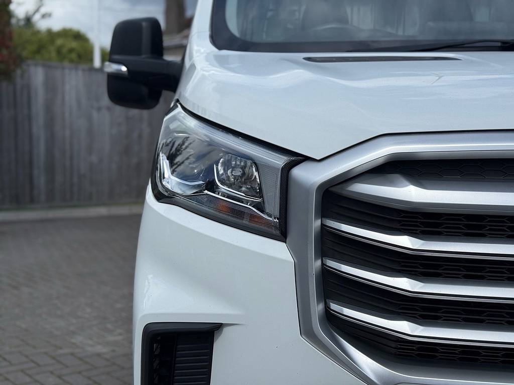 Maxus Deliver 9 Mpv White #4