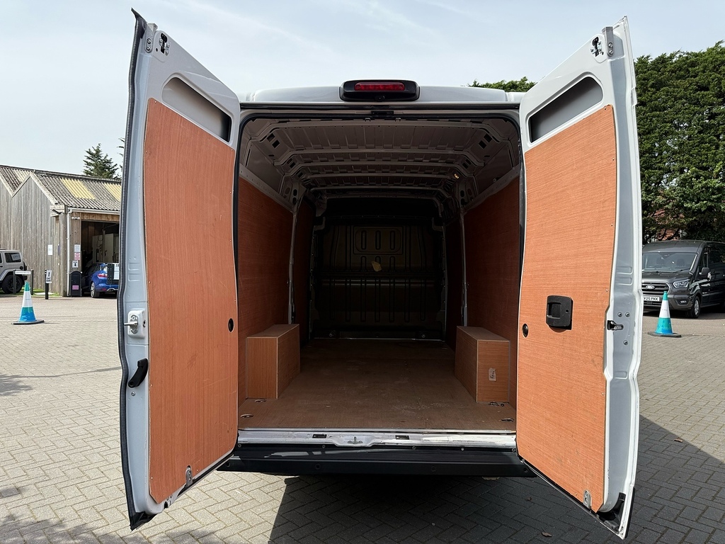 Vauxhall Movano Xlwb L4h2 Medium White #11
