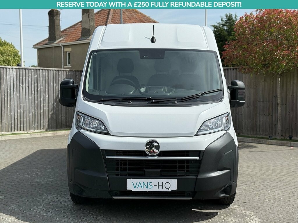 Vauxhall Movano Mpv White #5