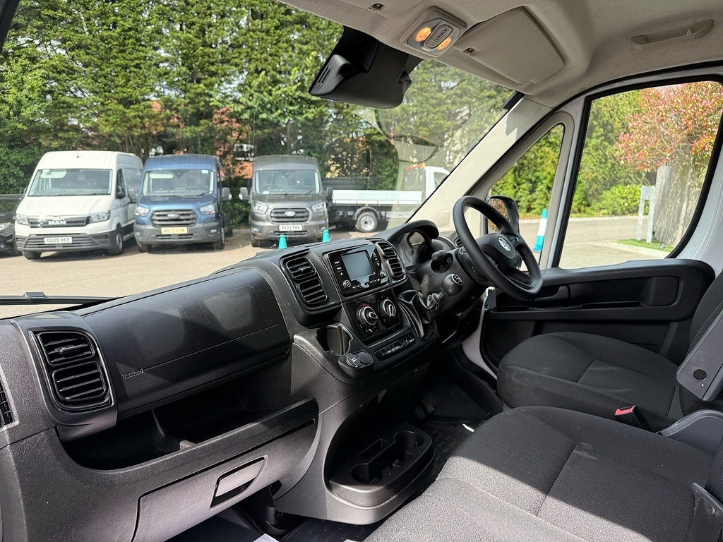 Vauxhall Movano Xlwb L4h2 Medium White #23