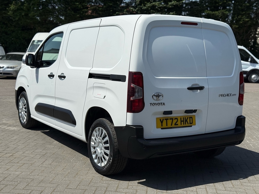Toyota Proace City Mpv White #6