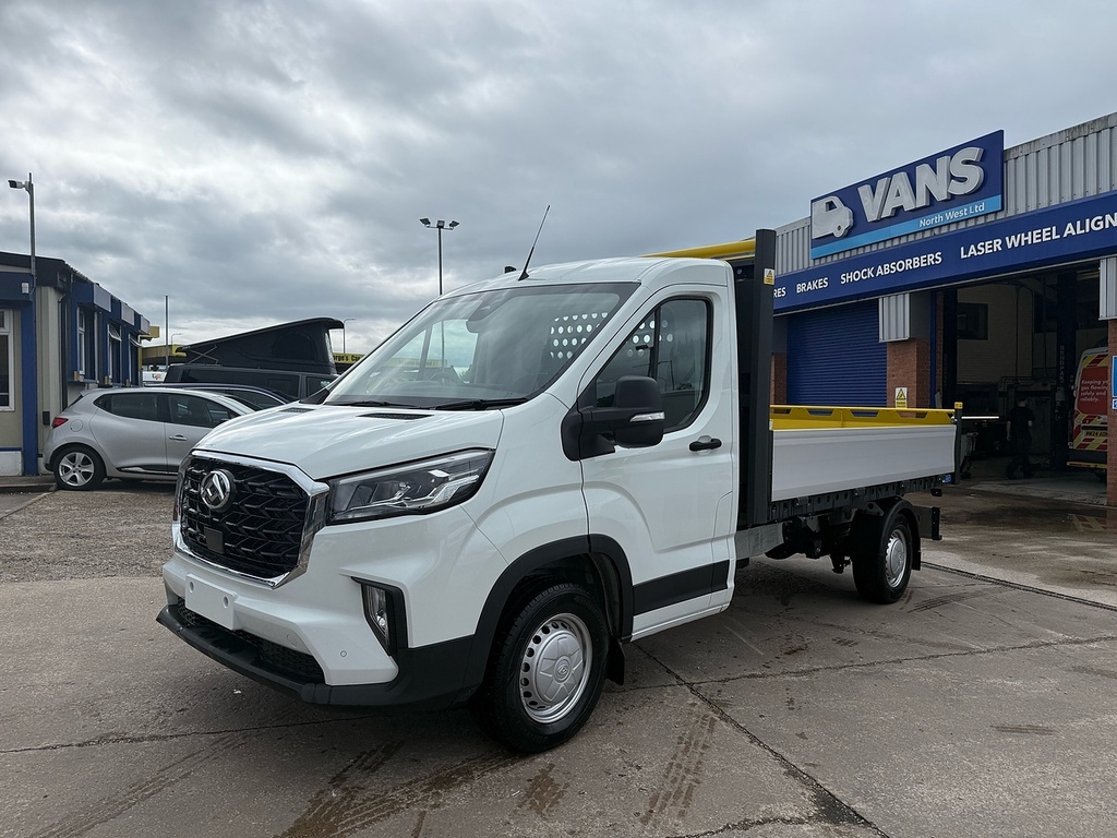Maxus Deliver 9 D20 Tipper White