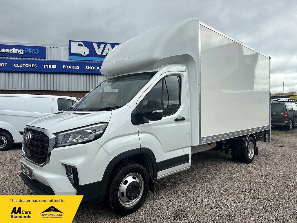Maxus Deliver 9 D20 Luton Tail Lift White