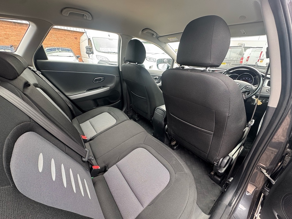 Kia Ceed 1.6 Gt Tech Five Door 201 Bhp Sat Nav Heated Sea White #11